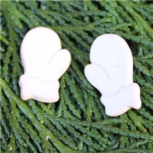 Christmas Button - Pair Mittens Cream
